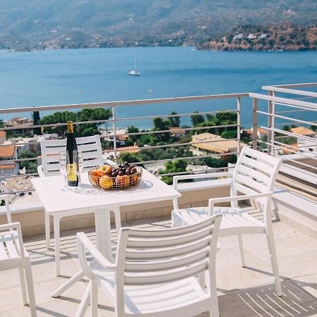Kalavria Luxury Suites - Magnificent Sea View Of Poros Poros Town エクステリア 写真