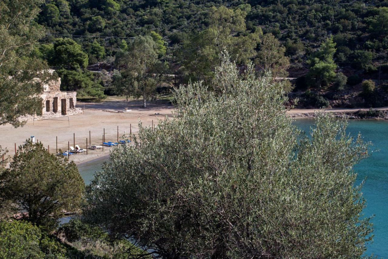 Kalavria Luxury Suites - Magnificent Sea View Of Poros Poros Town エクステリア 写真