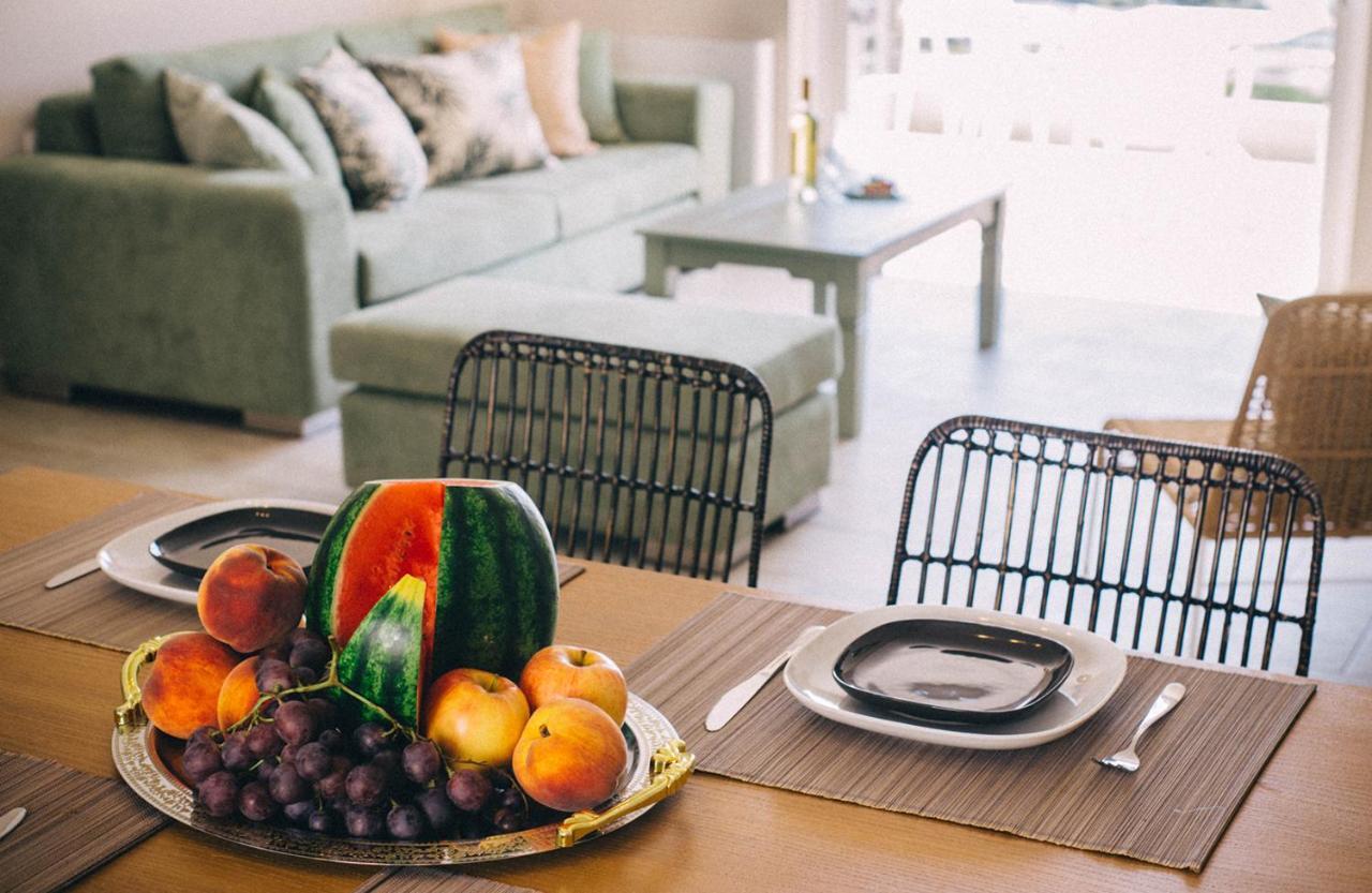 Kalavria Luxury Suites - Magnificent Sea View Of Poros Poros Town エクステリア 写真