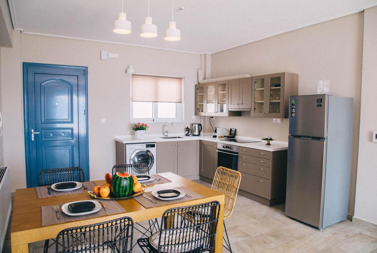 Kalavria Luxury Suites - Magnificent Sea View Of Poros Poros Town エクステリア 写真