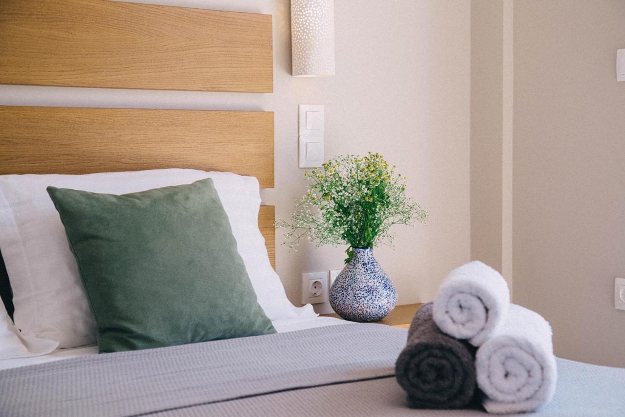 Kalavria Luxury Suites - Magnificent Sea View Of Poros Poros Town エクステリア 写真